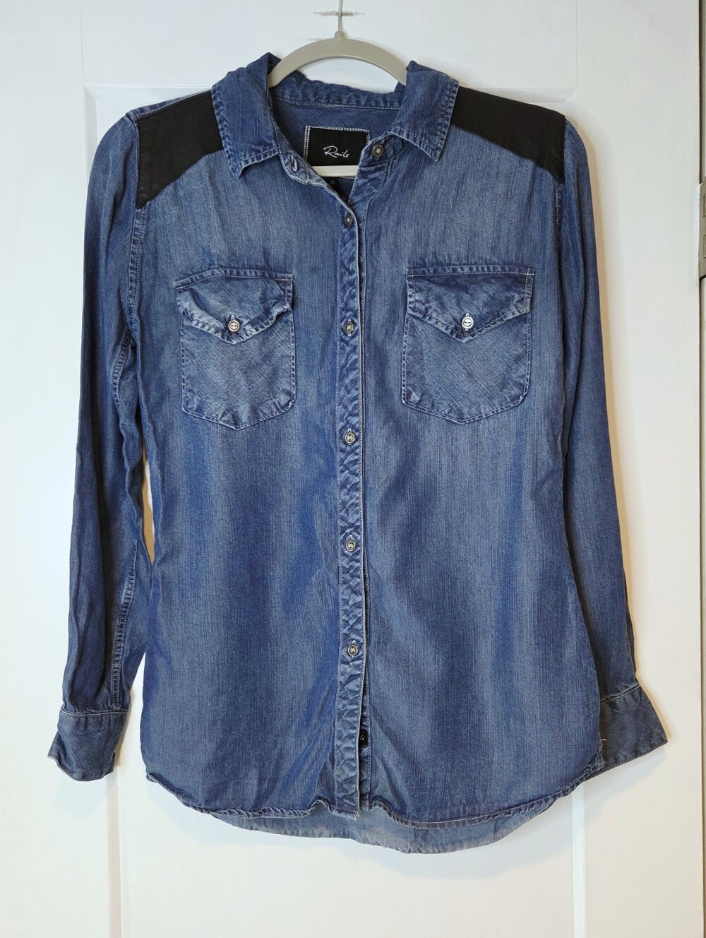Rails Ashlyn Tencel Chambray Shirt Vegan Leather Detail XS